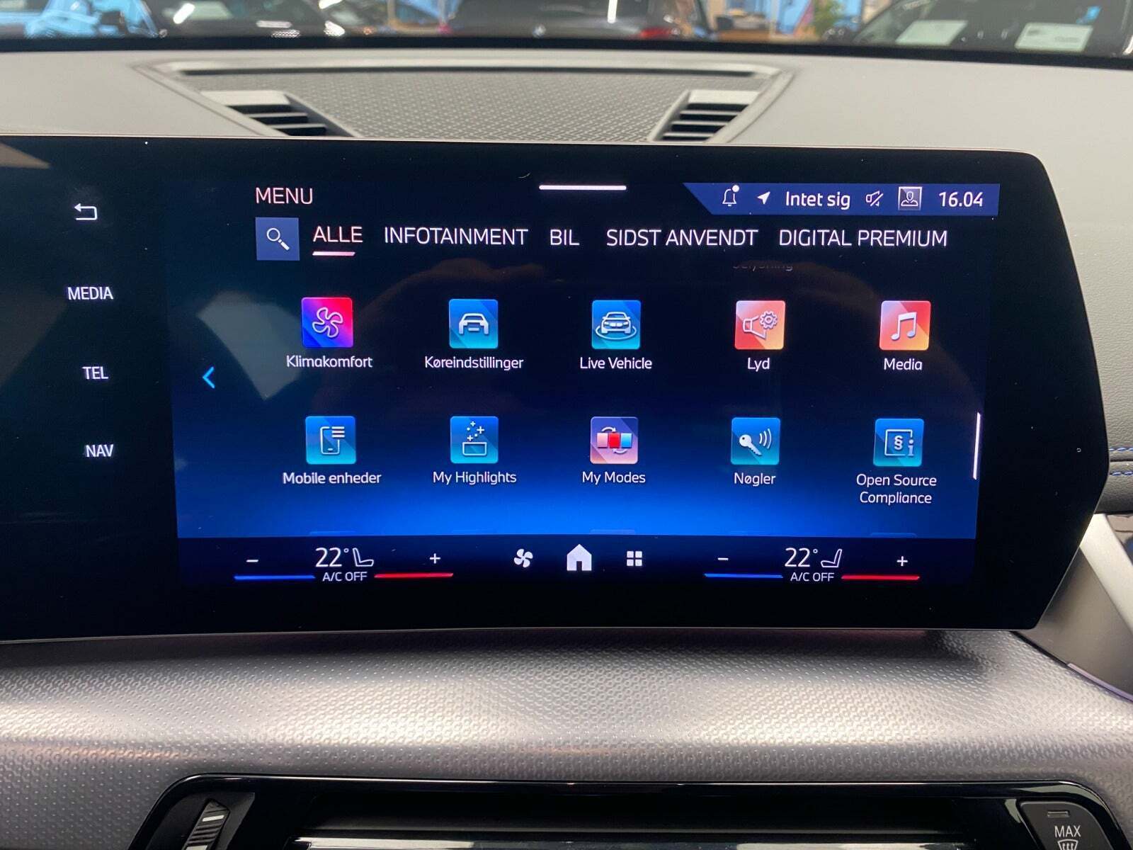 Sort BMW iX1 fra 2024