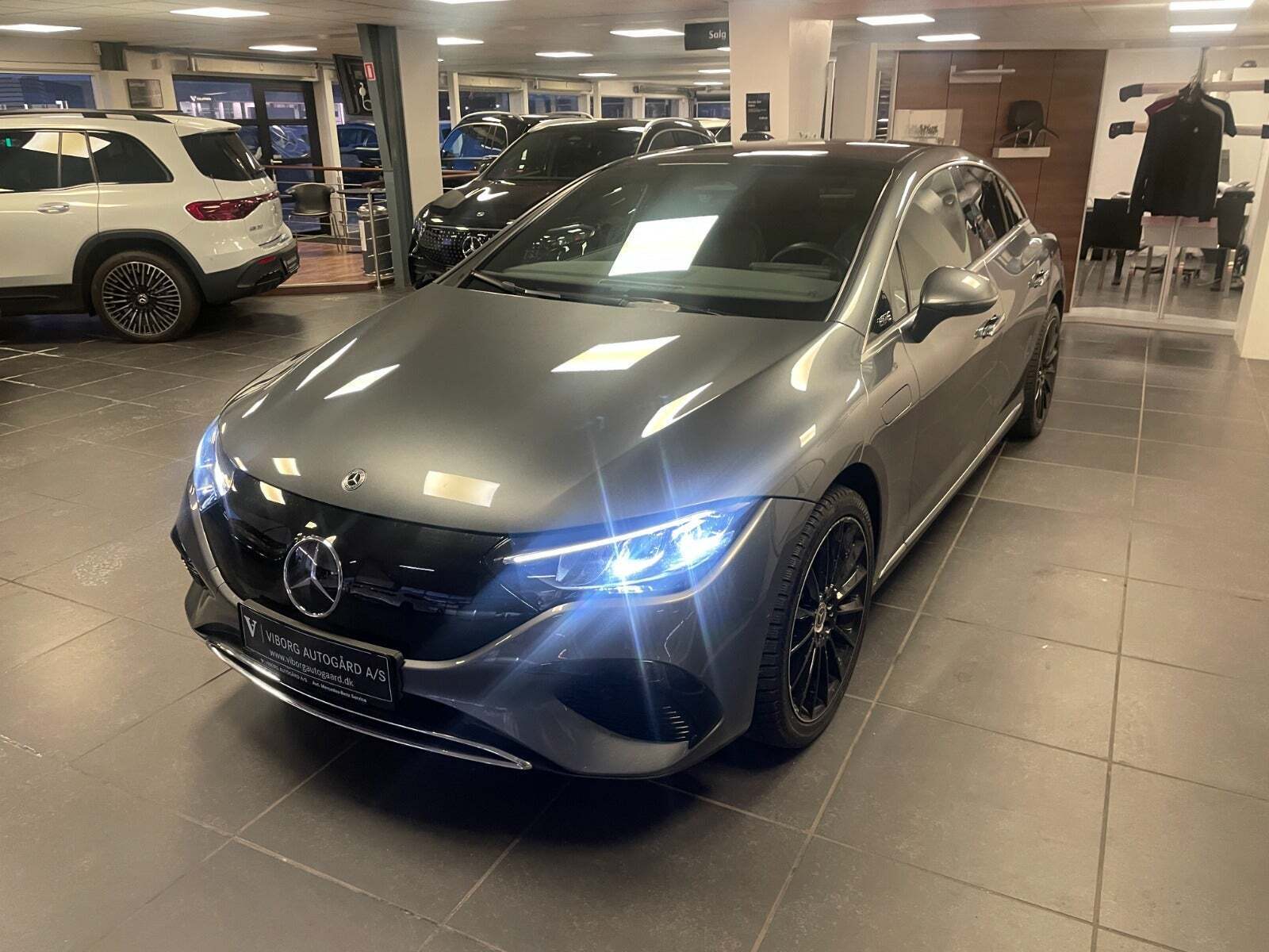 Mercedes EQE350+ Avantgarde