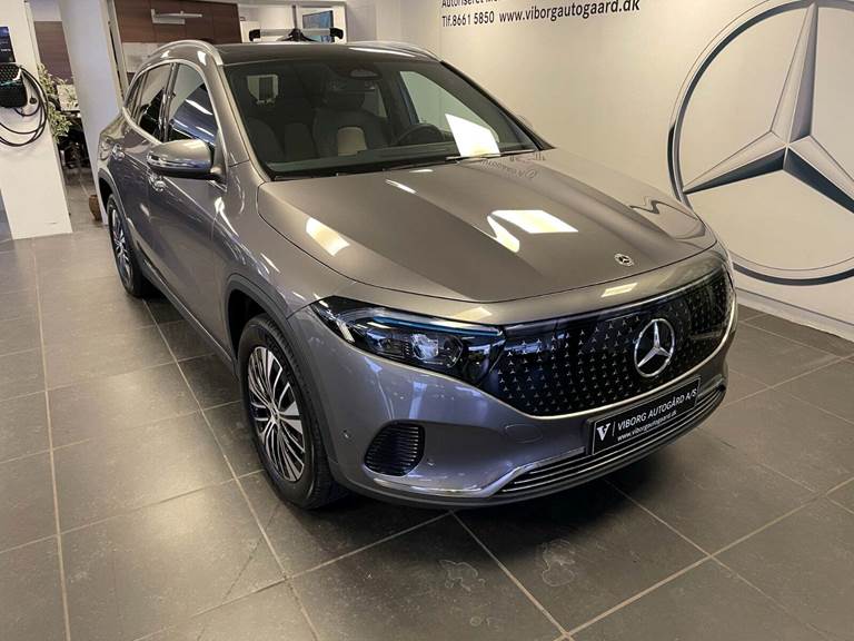 Mercedes EQA250+ Electric Art