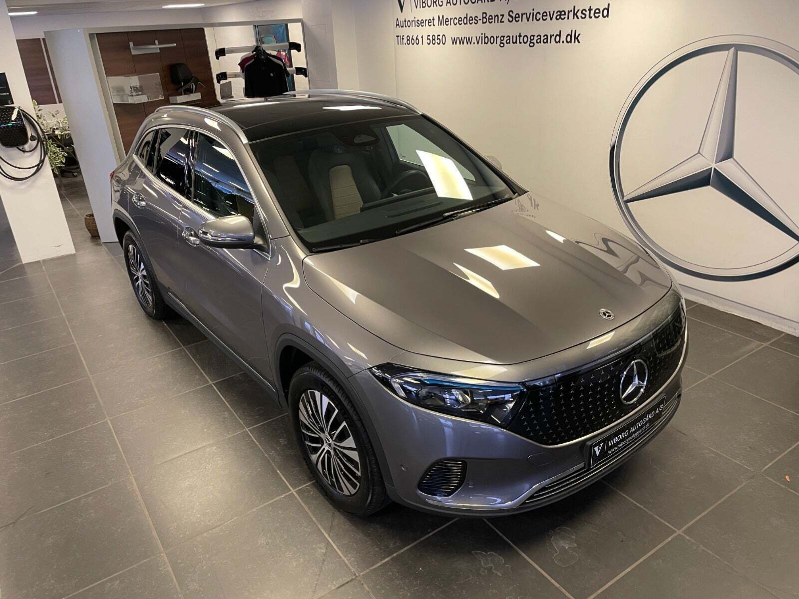 Mercedes EQA250+ Electric Art