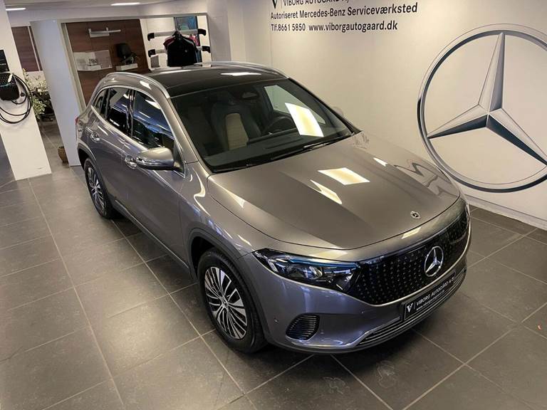 Mercedes EQA250+ Electric Art