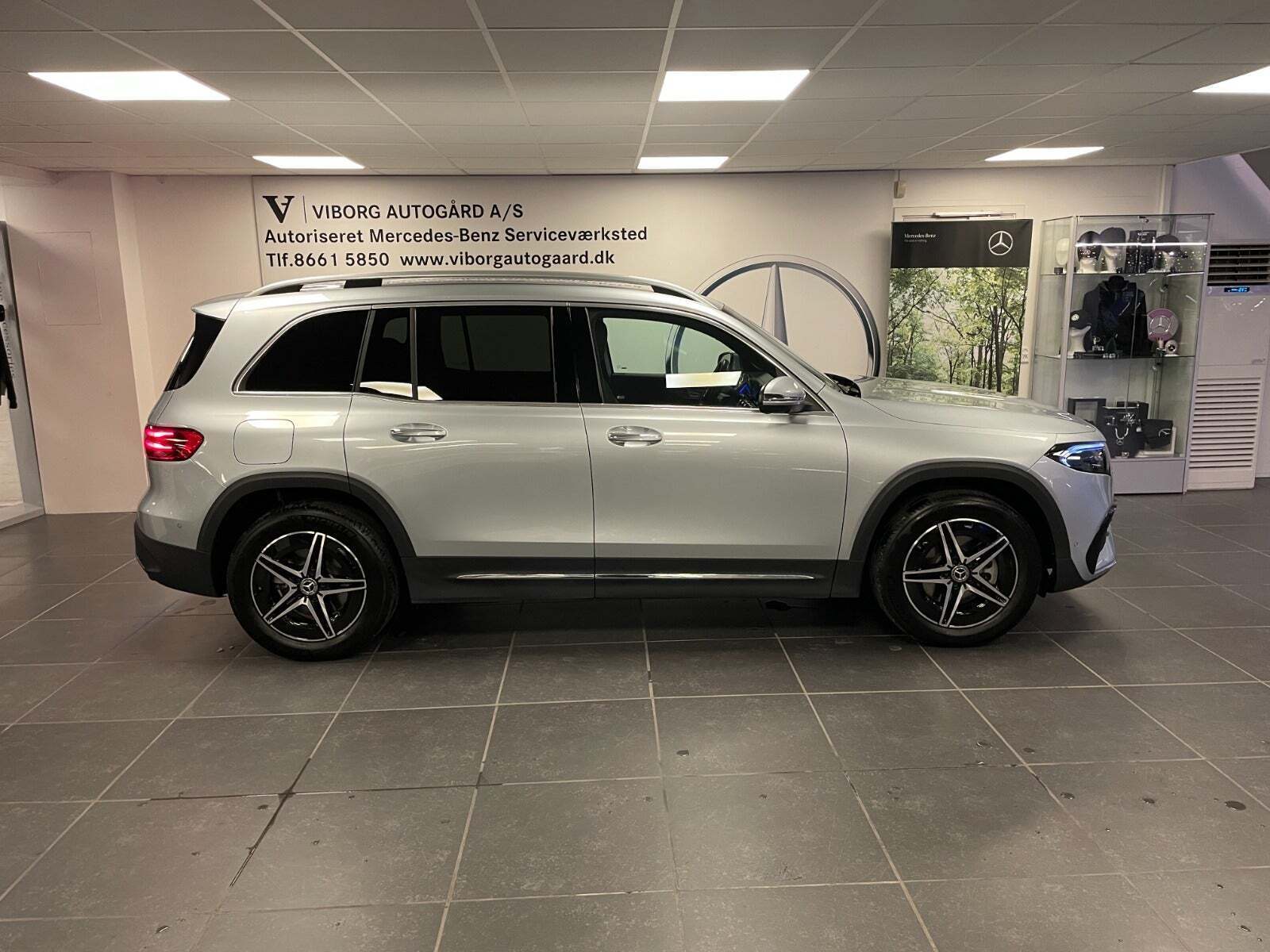 Mercedes EQB250+ AMG Premium