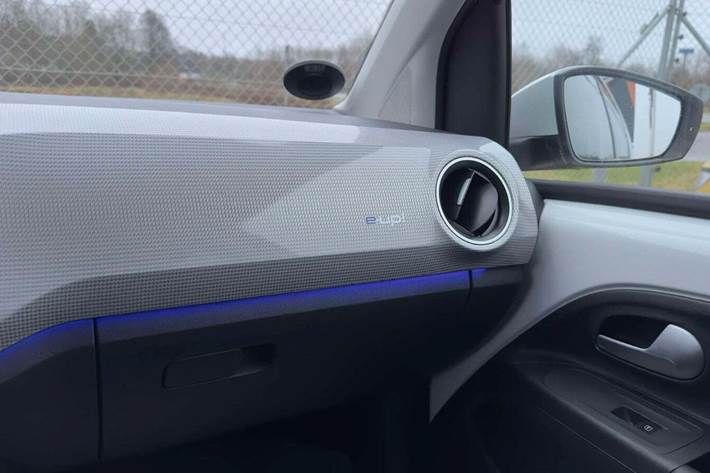 Hvid VW E-UP! fra 2019