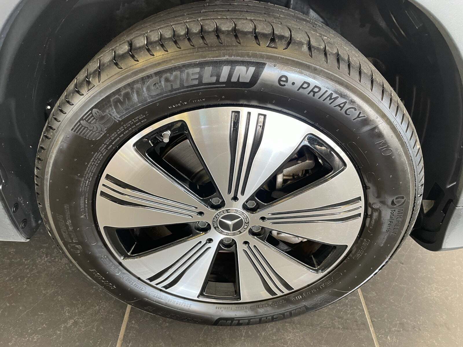 Mercedes EQB300 Progressive 4Matic