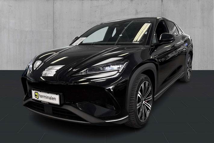 Sort BYD Sealion 7 fra 2025 set udefra