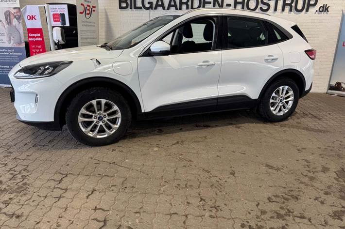 Hvid Ford Kuga fra 2021