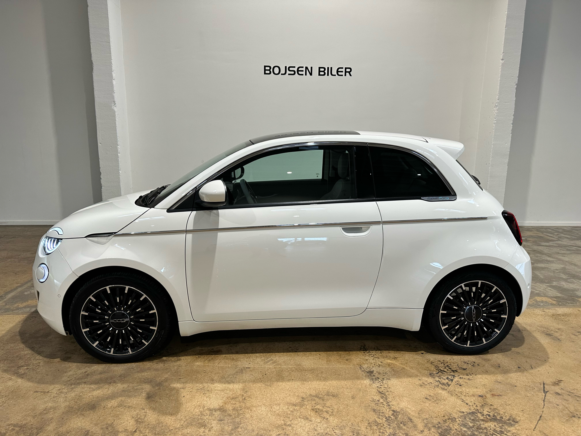 Fiat 500e 3+1 EL La Prima By Bocelli 118HK 4d Aut.