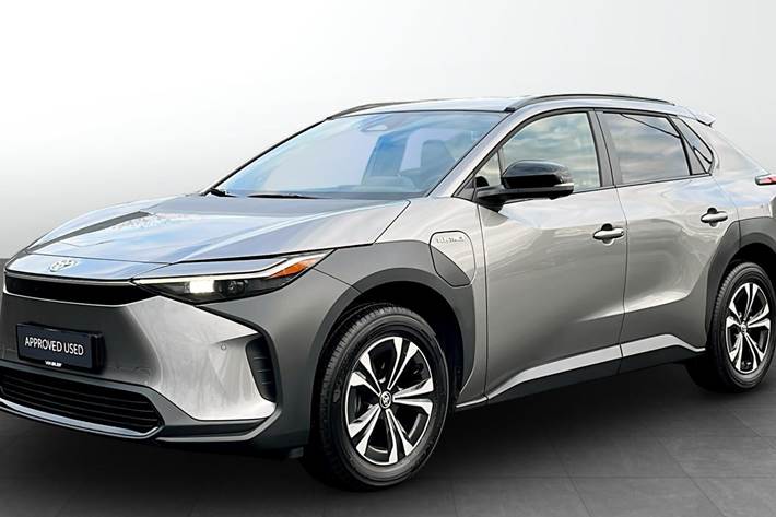 undefined Toyota BZ4X fra 2024 set udefra