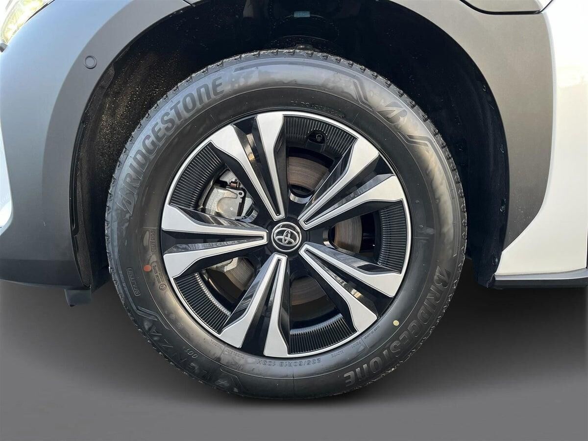 undefined Toyota BZ4X fra 2024