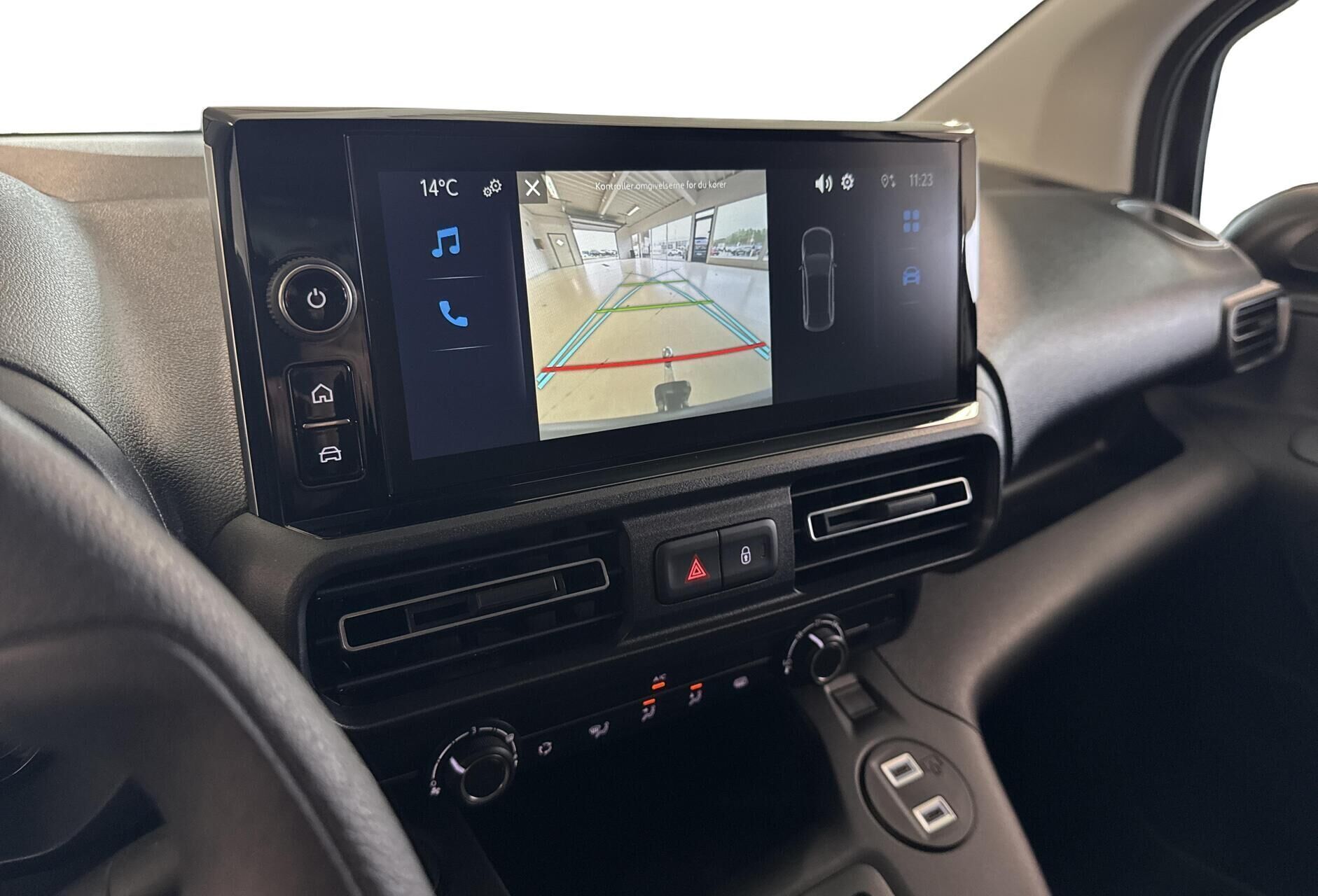 Hvid Toyota ProAce City fra 2025