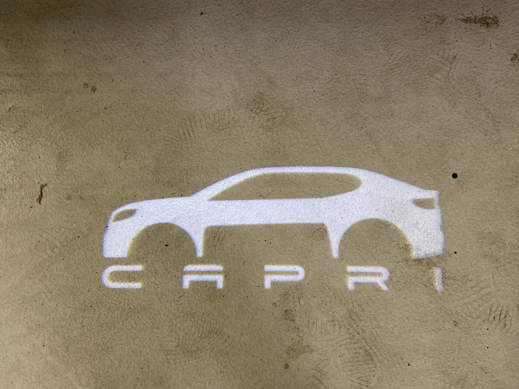 Hvid Ford Capri fra 2025