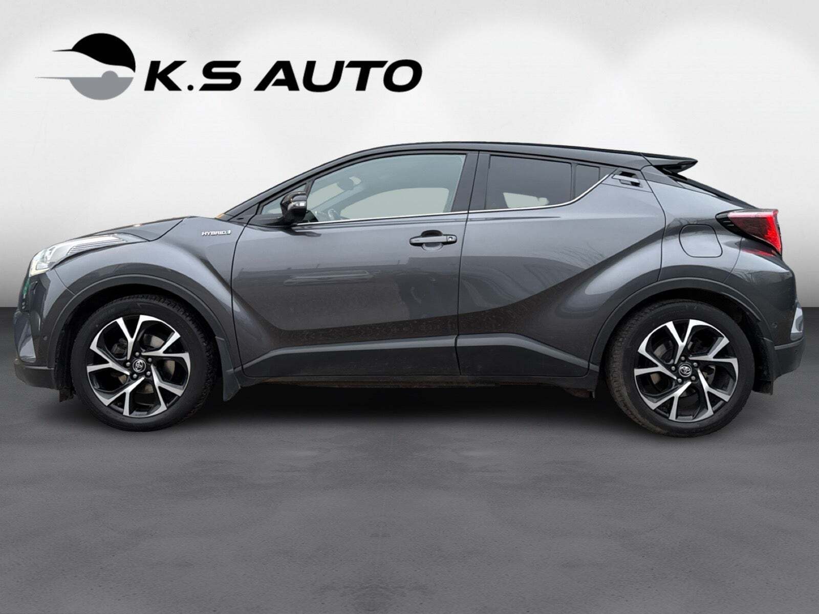 Toyota C-HR 1,8 Hybrid Premium Selected CVT