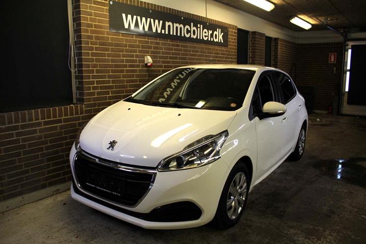 Hvid Peugeot 208 fra 2018