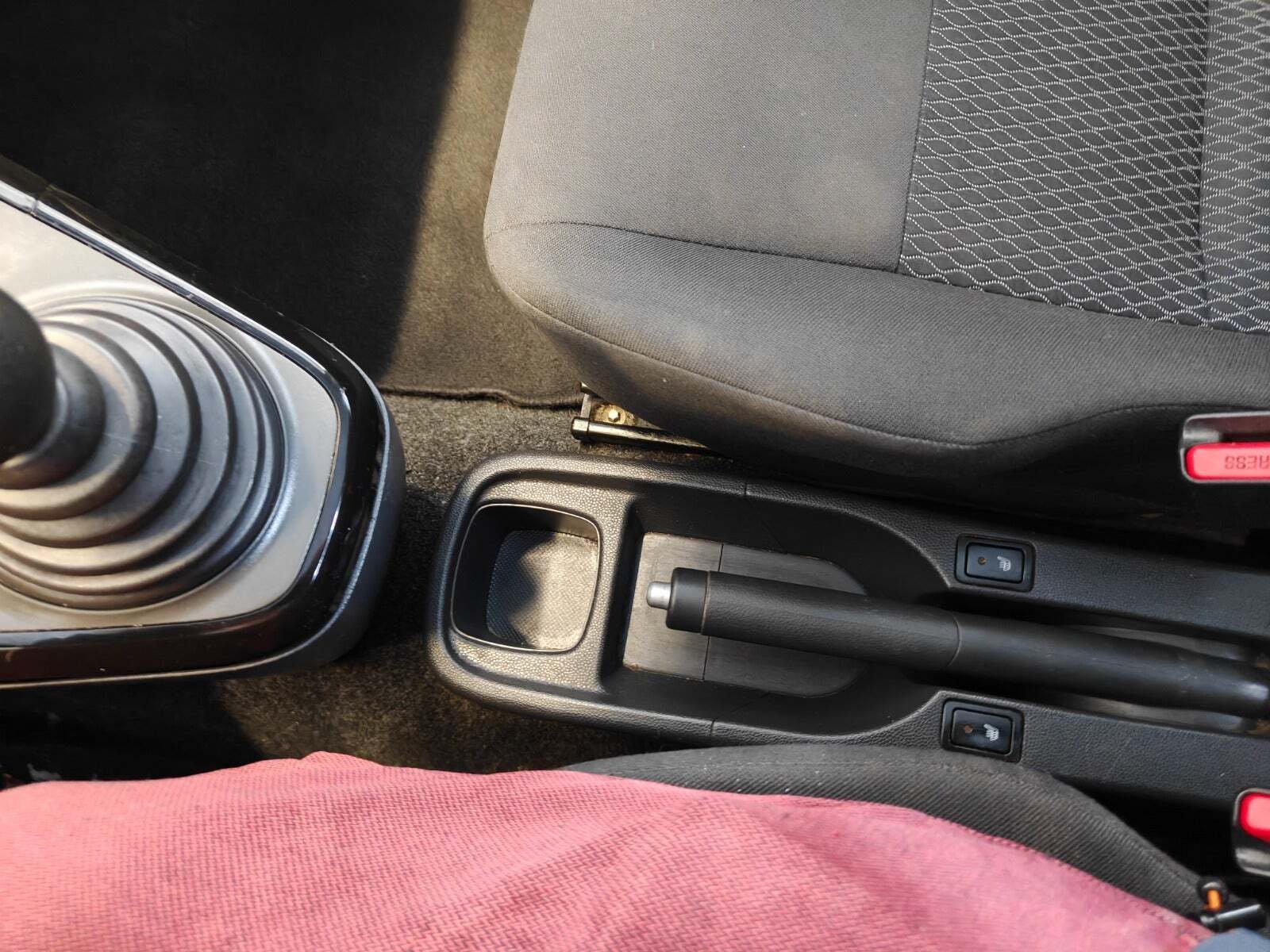 Gul Suzuki Splash fra 2013