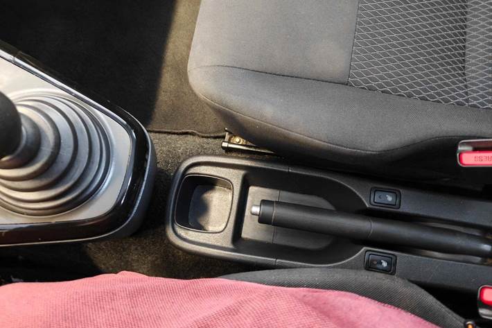 Gul Suzuki Splash fra 2013