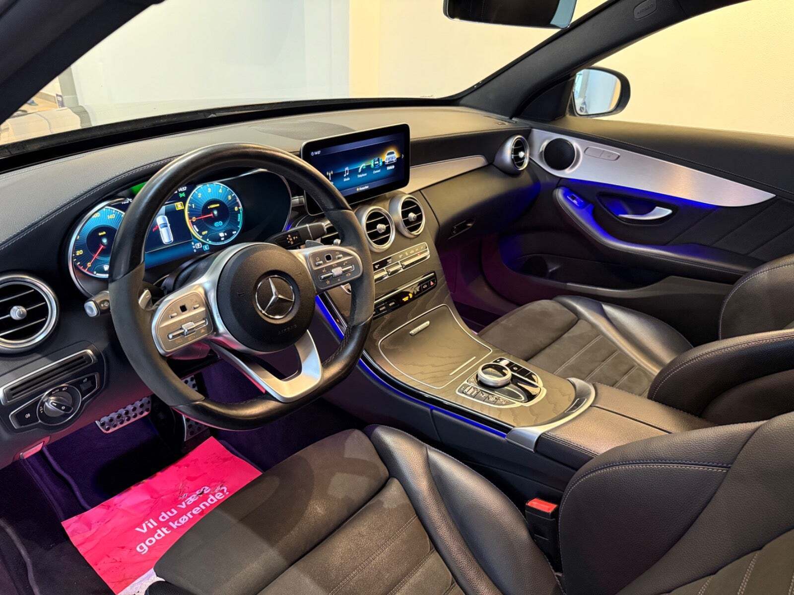 Mercedes C300 de 2,0 AMG Line Night Edition stc. aut.