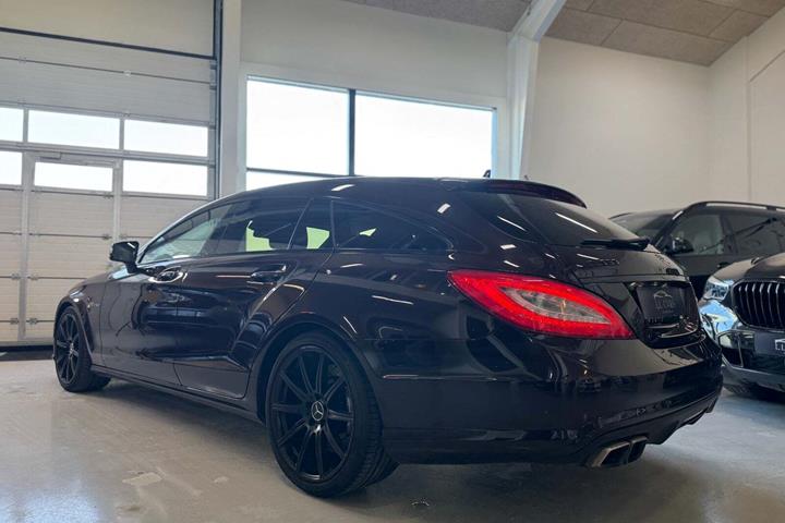 Brun Mercedes CLS63 fra 2013