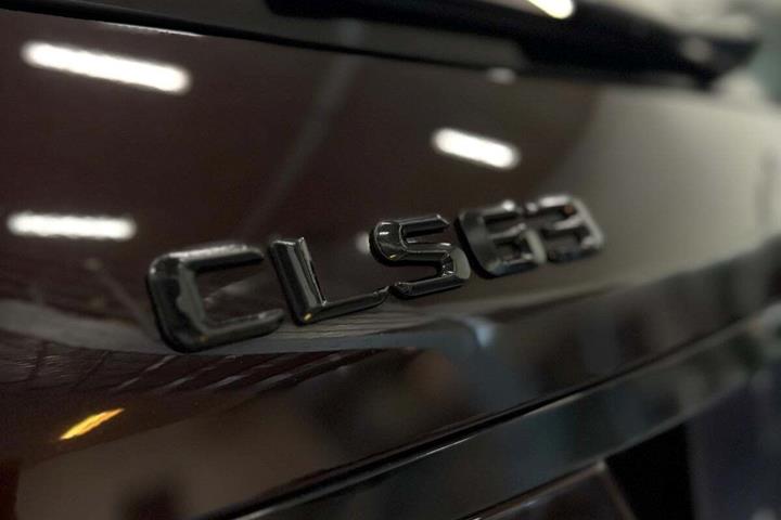 Brun Mercedes CLS63 fra 2013 set udefra