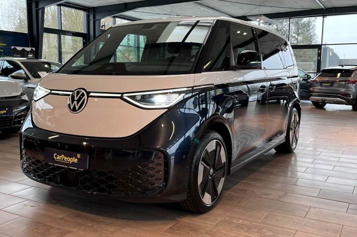 Blå VW ID.Buzz fra 2024 set udefra