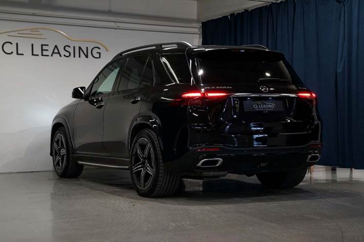 Sort Mercedes GLE350 de fra 2024