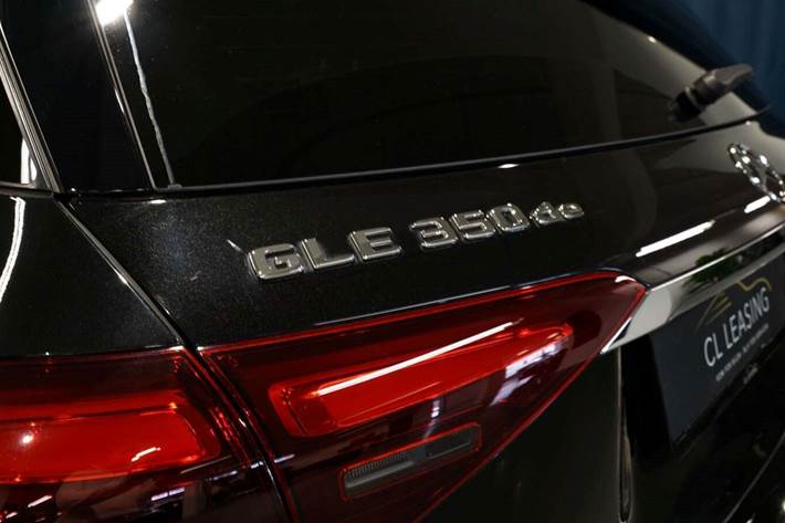 Sort Mercedes GLE350 de fra 2024