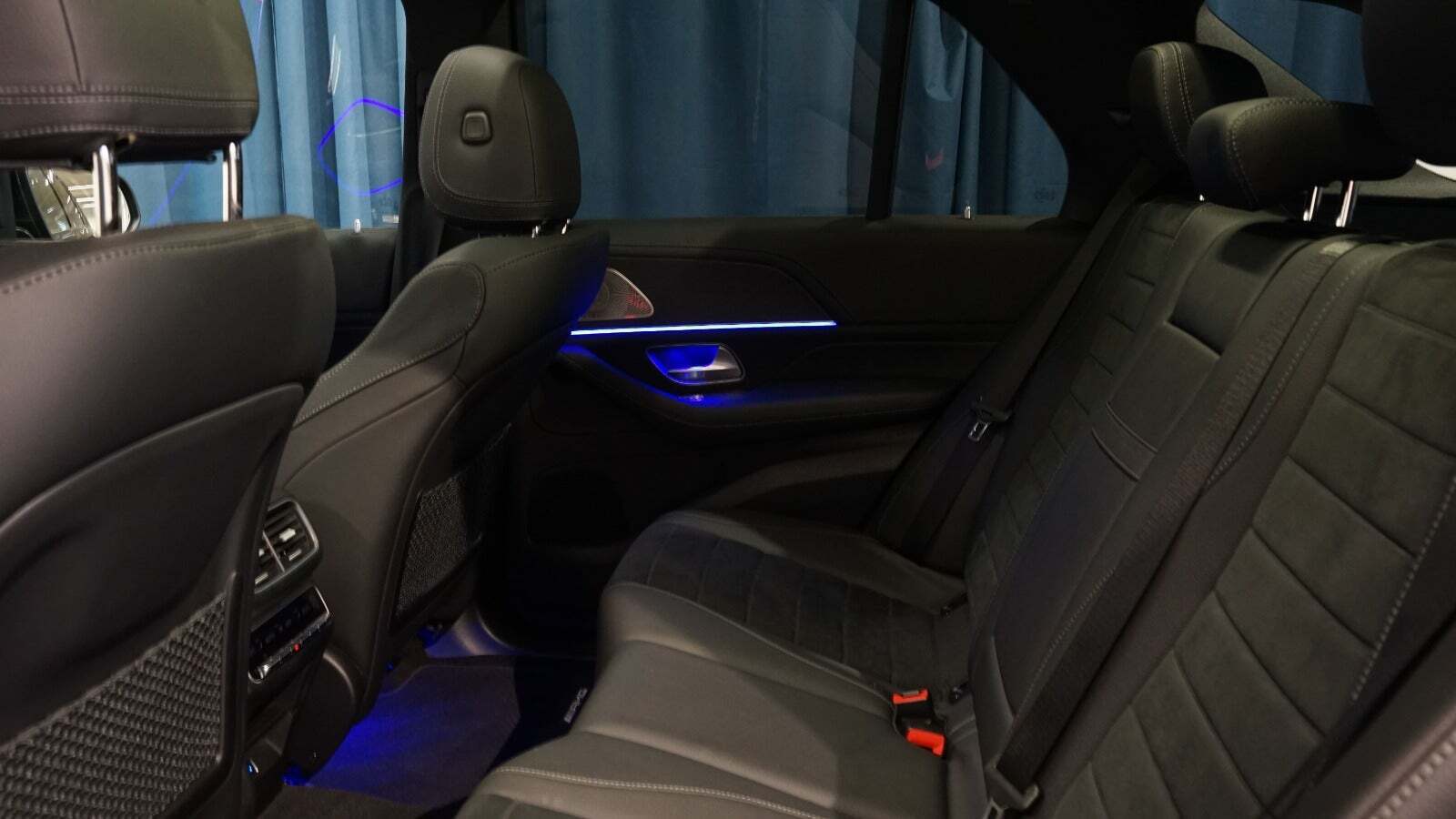 Sort Mercedes GLE350 de fra 2024