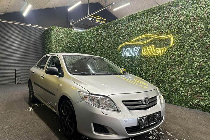 undefined Toyota Corolla fra 2008 set udefra