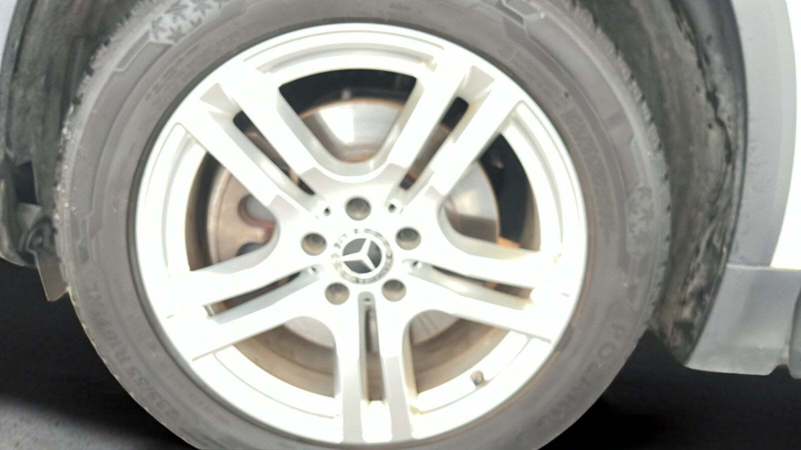 Hvid Mercedes GLA250 e fra 2020