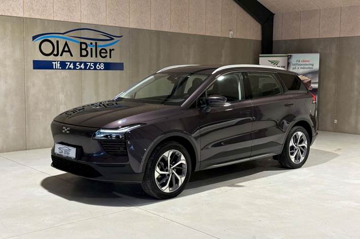 Lilla Aiways U5 fra 2021 set udefra