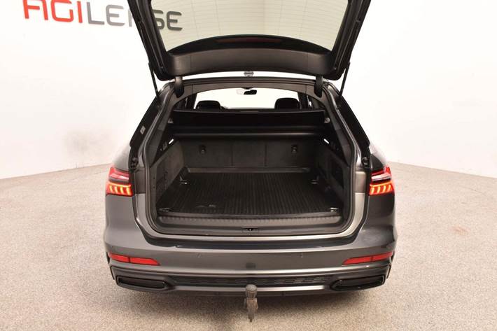 Grå Audi A6 fra 2021