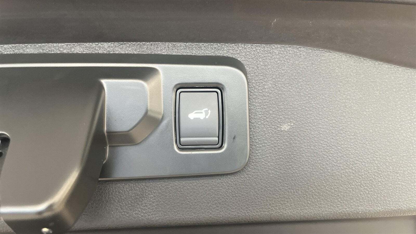 Grå Renault Scenic E-Tech fra 2025