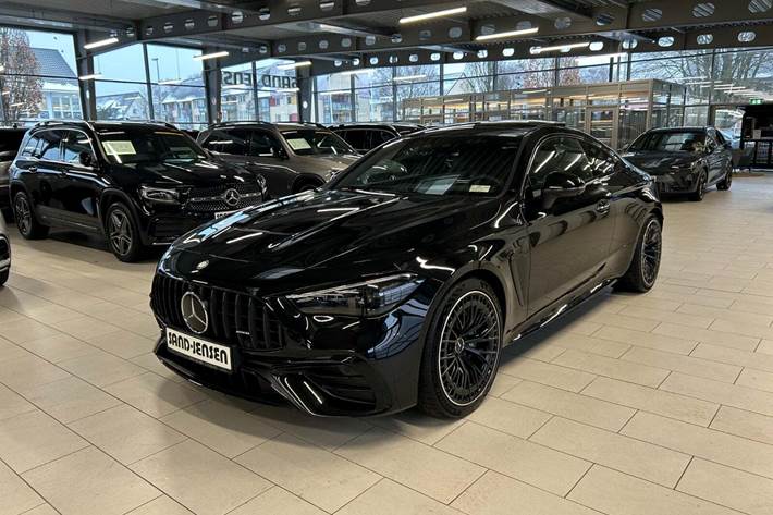 Sort Mercedes CLE53 fra 2025 set udefra