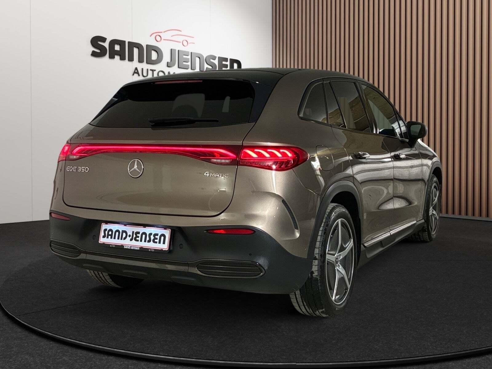 Mercedes EQE350 SUV Advance Plus 4Matic Van