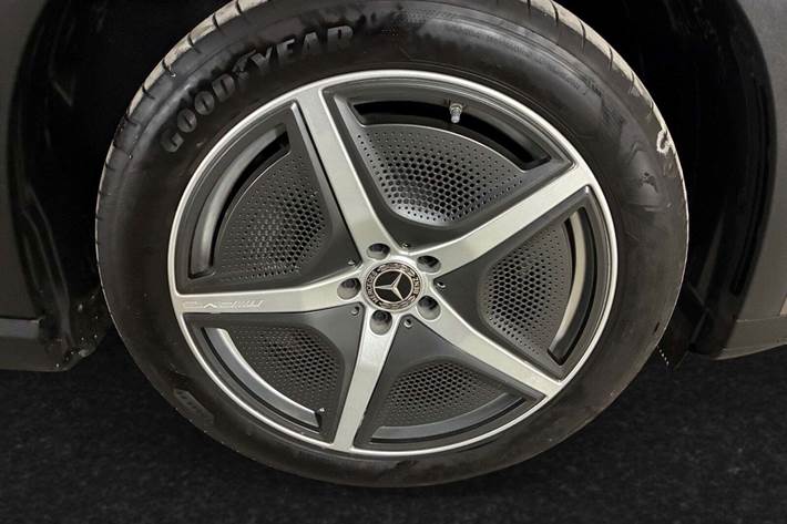 Brun Mercedes EQE350 SUV fra 2024