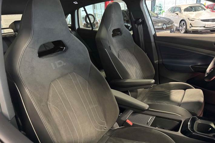 Hvid VW ID.5 fra 2022