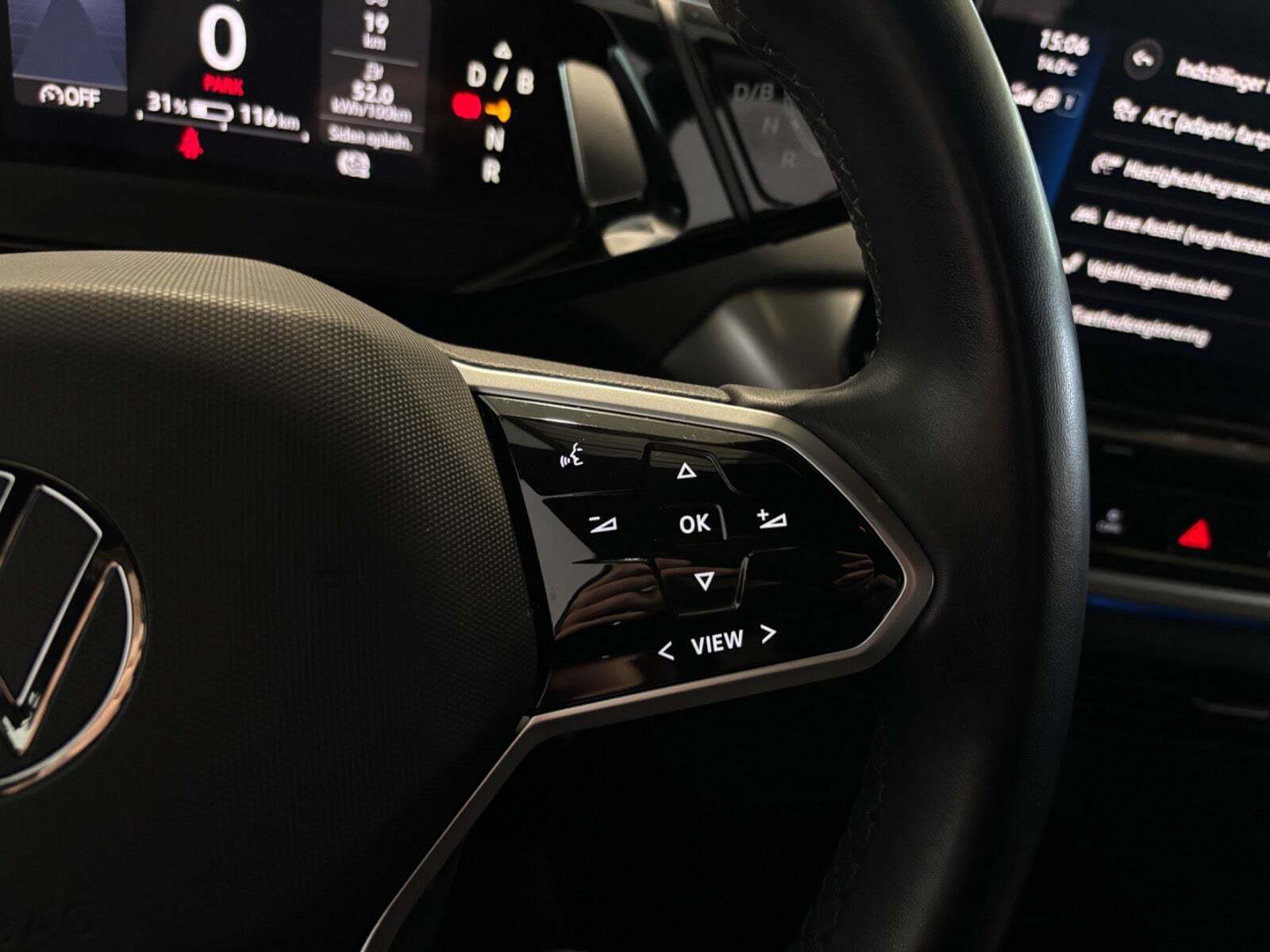 Grå VW ID.4 fra 2023