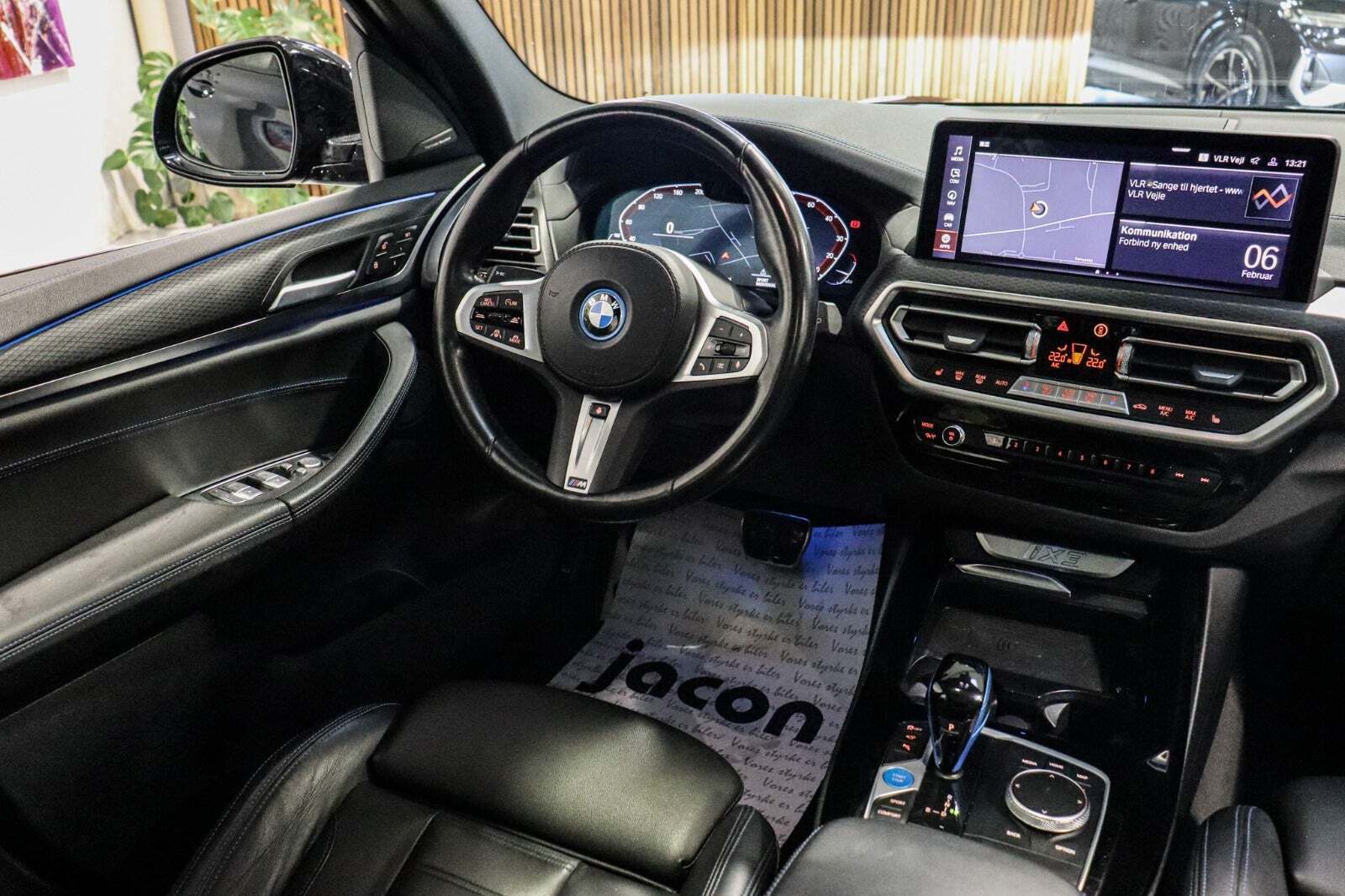 Sort BMW iX3 fra 2023