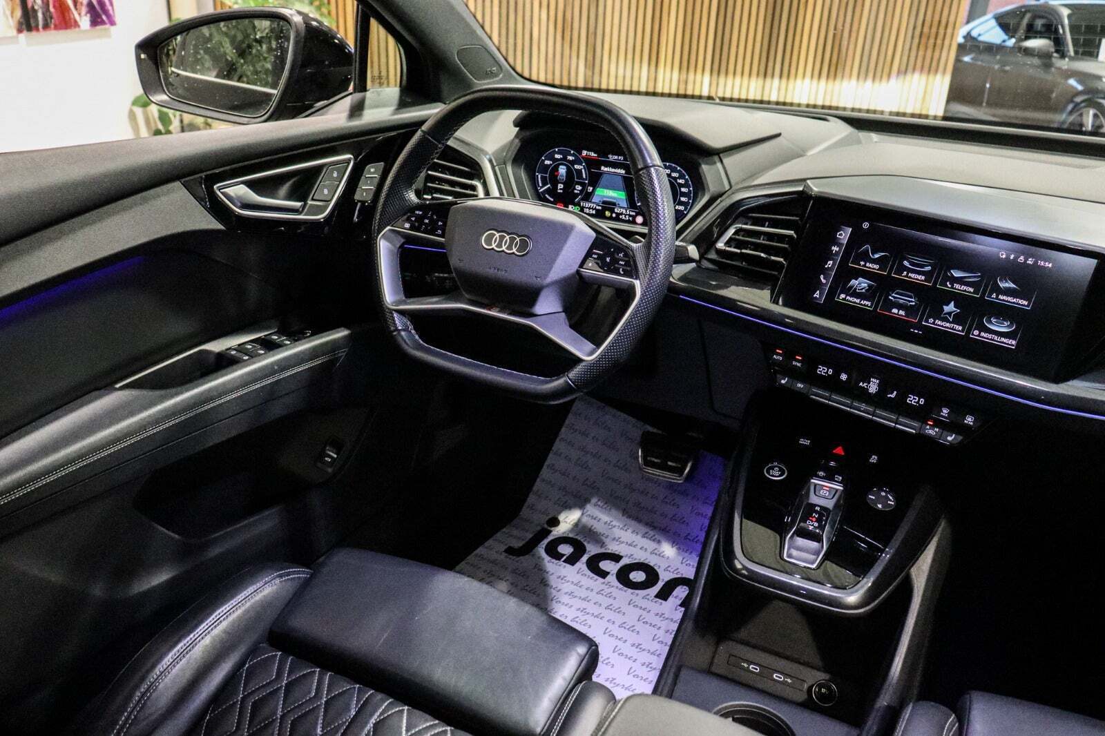 Sort Audi Q4 e-tron fra 2022