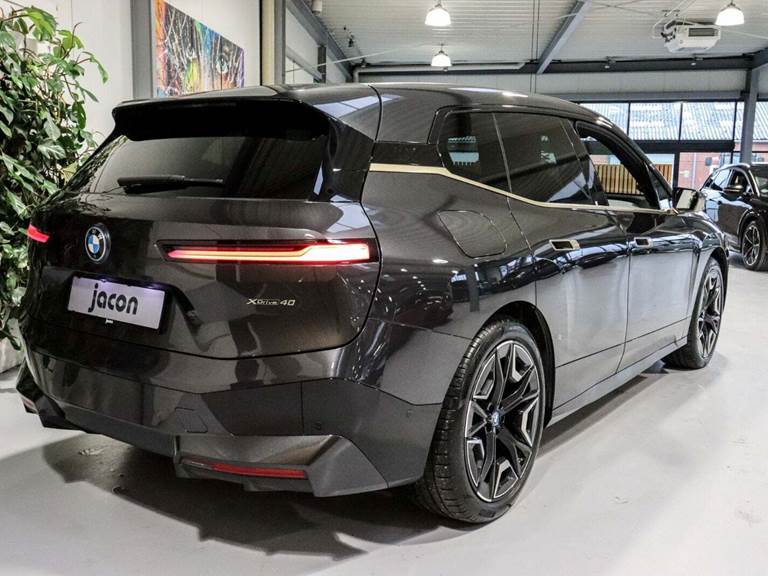 BMW iX xDrive40 M-Sport