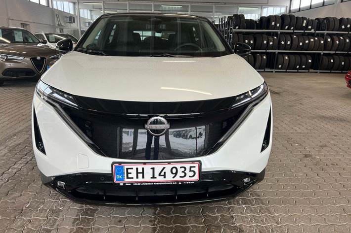 Hvid Nissan Ariya fra 2025