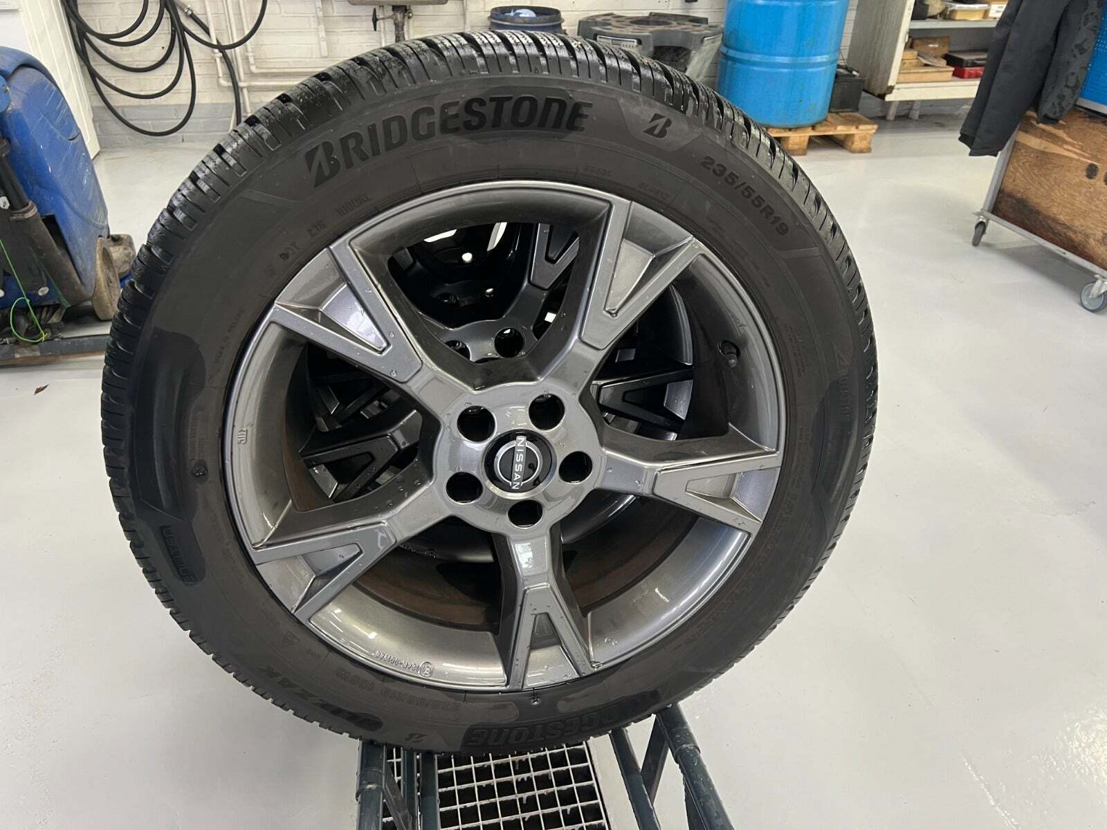 Hvid Nissan Ariya fra 2025