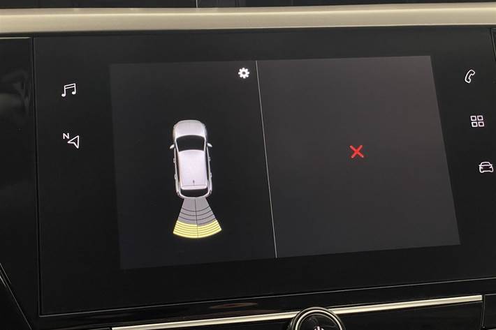 Blå Opel Corsa-e fra 2023