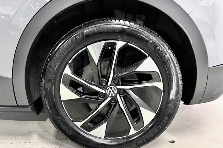 Grå VW ID.4 fra 2022