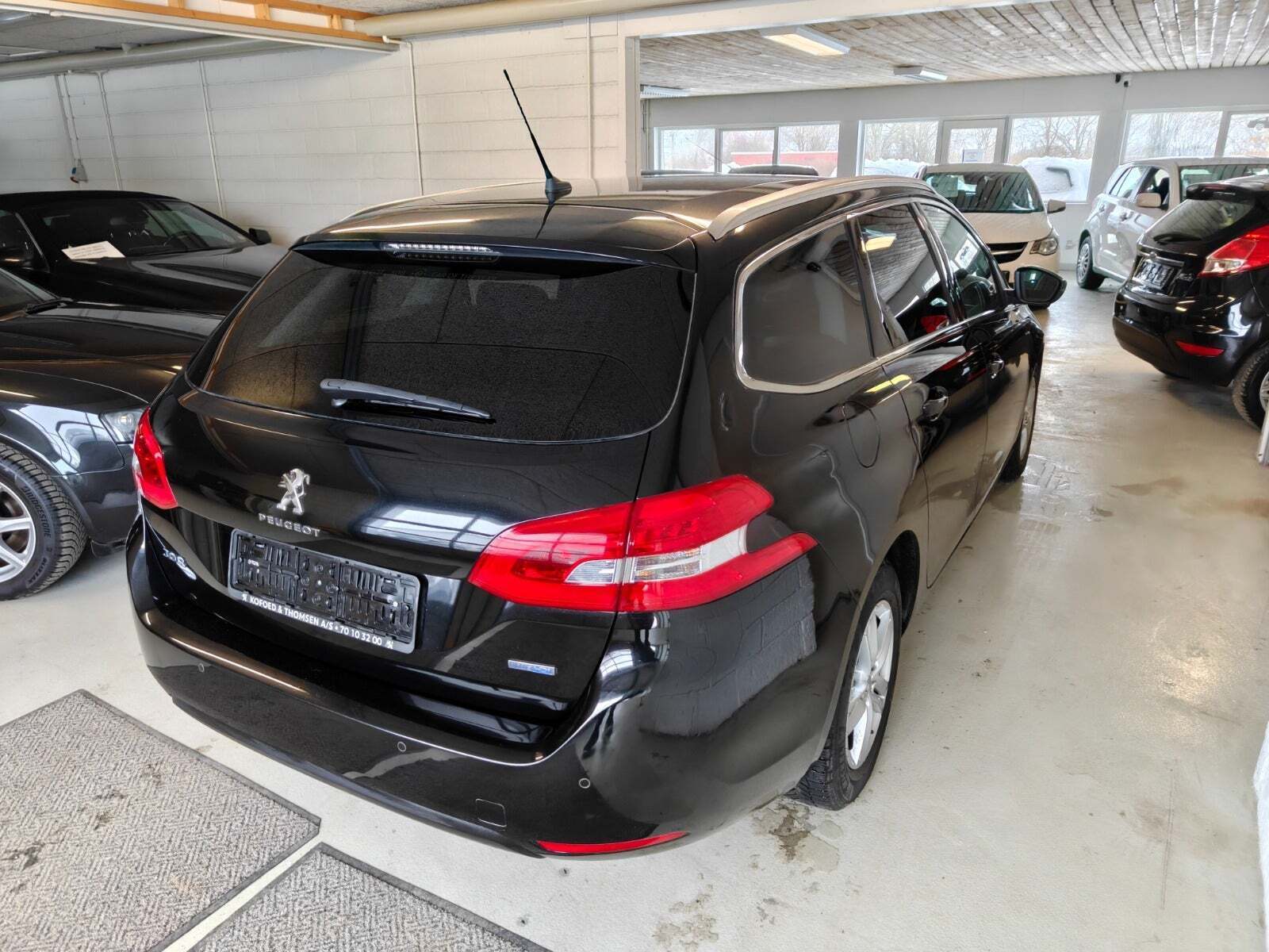 Peugeot 308 1,6 BlueHDi 120 Allure Sky SW