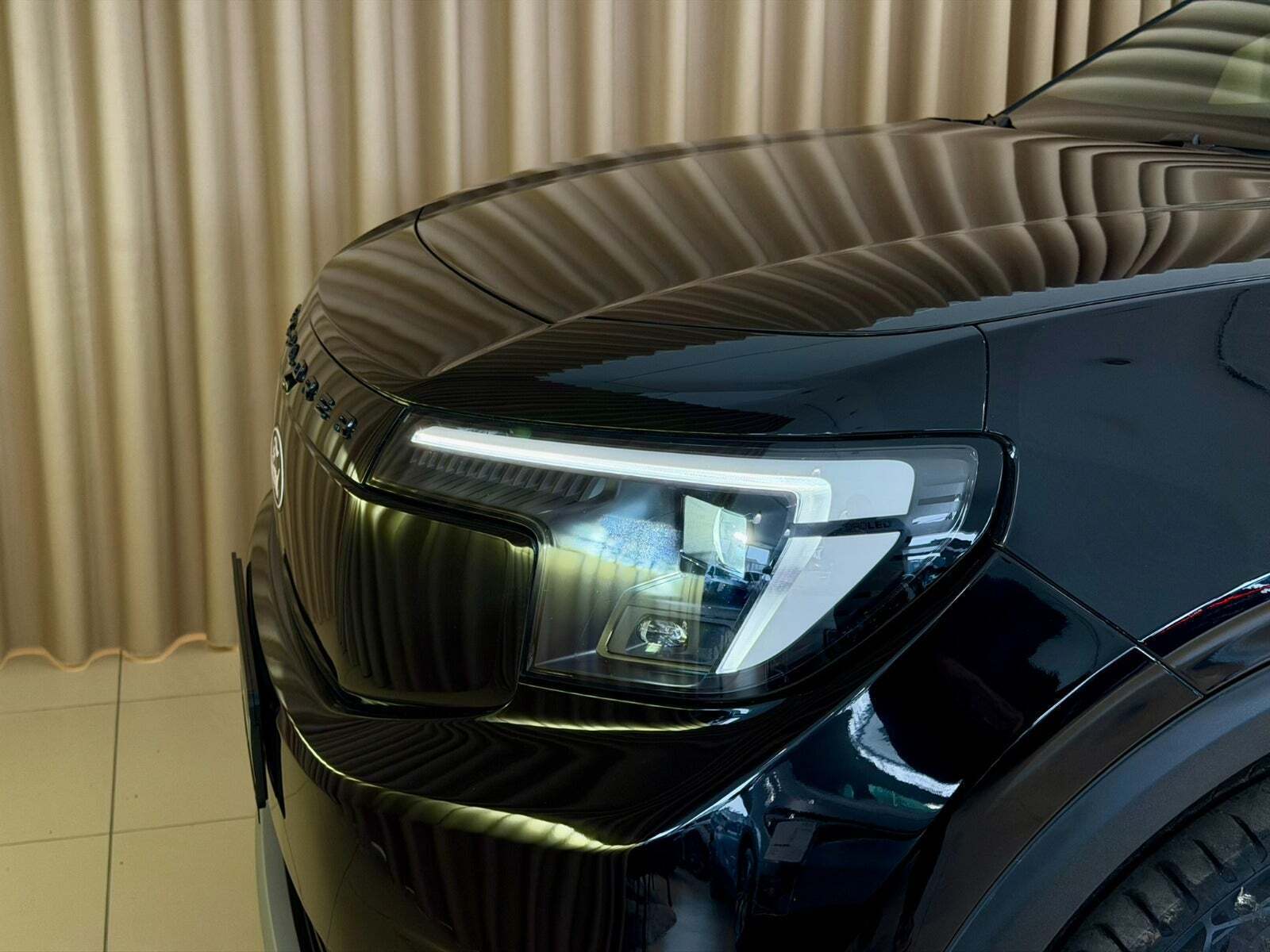 Ford Explorer 79 Premium Extended Range AWD