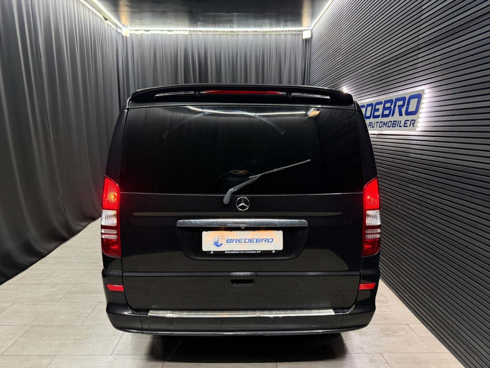 Sort Mercedes Vito 116 fra 2011