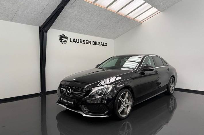 Sort Mercedes C220 d fra 2016