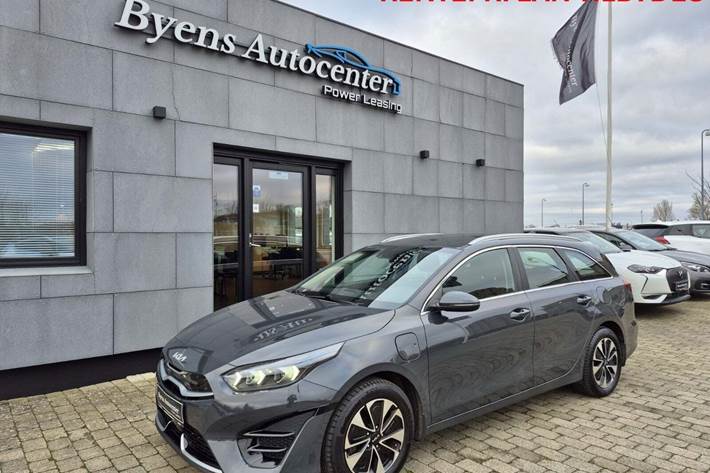 Grå Kia Ceed fra 2022