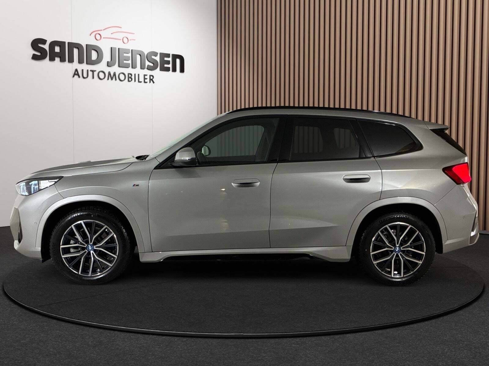 BMW iX1 xDrive30 M-Sport