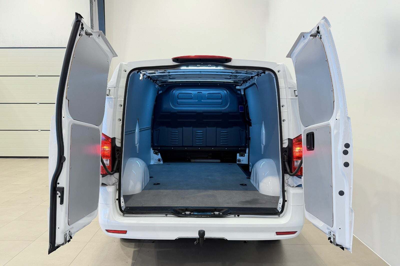 Mercedes Vito 116 2,0 CDi A2 Kassevogn PRO RWD